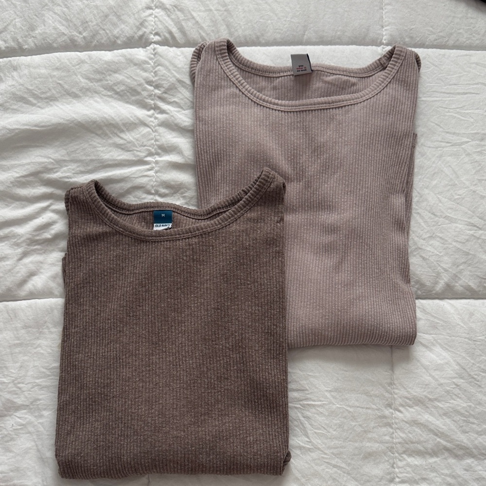 Old Navy Women's Long Sleeve Tees in Brown and Tan
